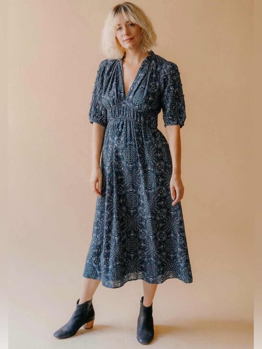 Xirena Kara Dressin the Indigo Flora print size S